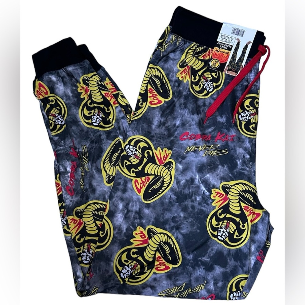 NWT Cobra Kai Men’s Pajama Drawstring Sleep Pant Jogger Fit 2 Pockets Size Med